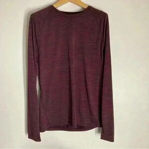 GAP Men’s Medium Maroon Lightweight Athletic Long Sleeve Tee